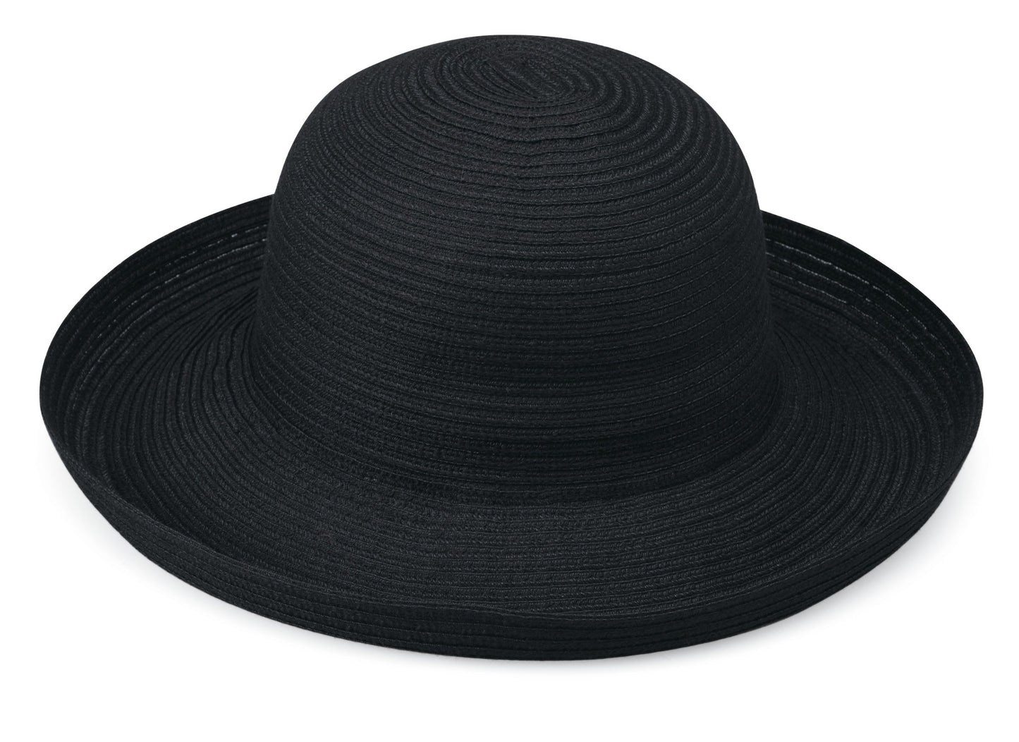 This packable black beach hat not only offers UPF 50+ sun protection but is also recommended by the Skin Cancer Foundation. Its wide brim ensures stylish sun coverage, making it a travel-friendly and fashionable addition to your personal fashion collection.