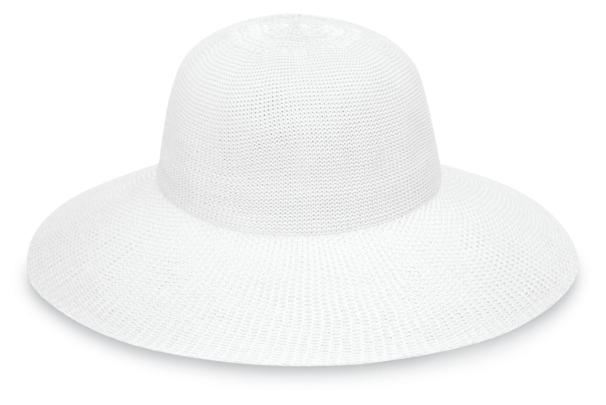 This packable white beach hat not only offers UPF 50+ sun protection but is also recommended by the Skin Cancer Foundation. Its wide brim ensures stylish sun coverage, making it a travel-friendly and fashionable addition to your personal fashion collection.