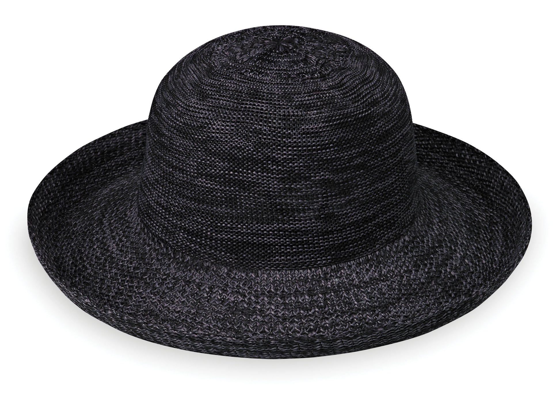 This packable black beach hat not only offers UPF 50+ sun protection but is also recommended by the Skin Cancer Foundation. Its wide brim ensures stylish sun coverage, making it a travel-friendly and fashionable addition to your personal fashion collection.