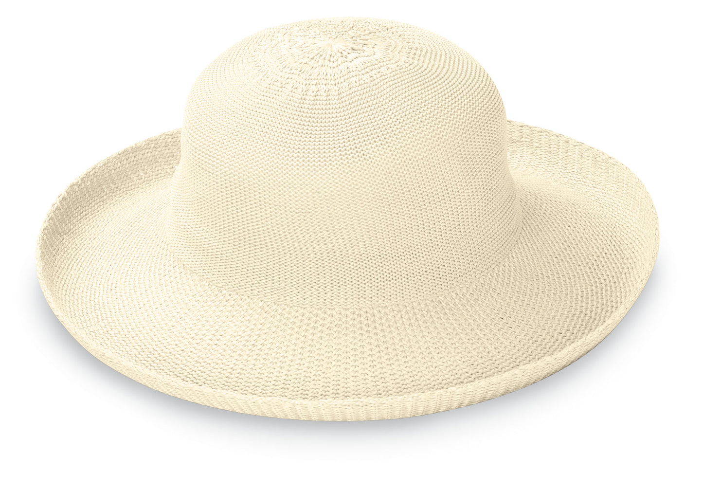 This packable off-white beach hat not only offers UPF 50+ sun protection but is also recommended by the Skin Cancer Foundation. Its wide brim ensures stylish sun coverage, making it a travel-friendly and fashionable addition to your personal fashion collection.