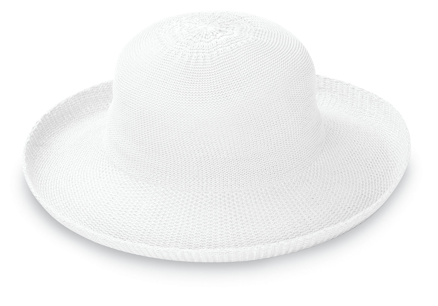 This packable white beach hat not only offers UPF 50+ sun protection but is also recommended by the Skin Cancer Foundation. Its wide brim ensures stylish sun coverage, making it a travel-friendly and fashionable addition to your personal fashion collection.