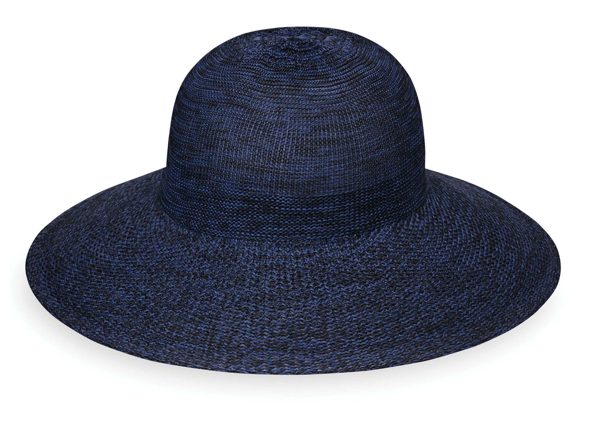 This packable blue beach hat not only offers UPF 50+ sun protection but is also recommended by the Skin Cancer Foundation. Its wide brim ensures stylish sun coverage, making it a travel-friendly and fashionable addition to your personal fashion collection.